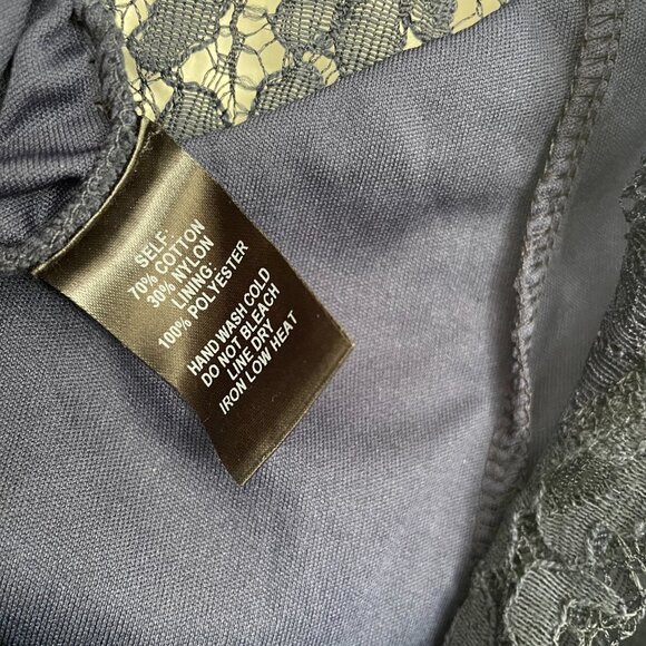 Lulus Lace Maxi Dress in navy - Picture 11 of 15